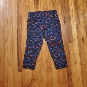 Old Navy Cropped Leggings - L